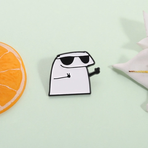 Creative Alloy Enamel Cartoon Character Brooch Sunglasses Peace Sign Pin Badge Quirky Fashion Decorative Jewelry Accessory