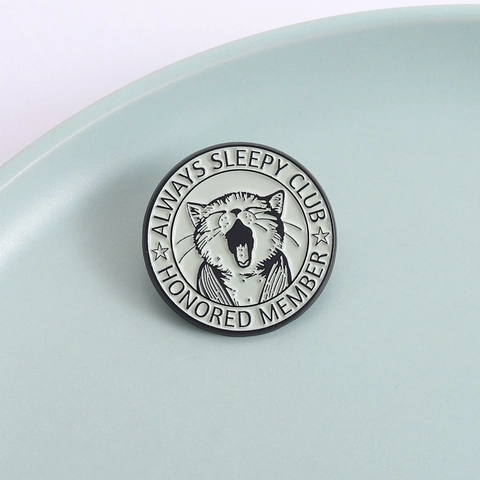 Broche Rigolote Chat Qui Bâille En Alliage Émail Always Sleepy Club Badge Rond En Métal Pour Sacs Vêtements Décoration Unisexe