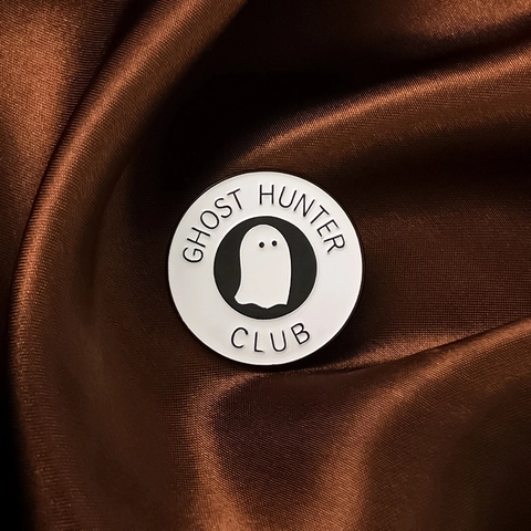 Ghost Hunter Club Enamel Pin Round Zinc Alloy Brooch Badge For Clothing Backpack Accessories Halloween Jewelry Gift