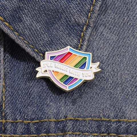 Kreative Regenbogen Schild Brosche Emaille Anstecknadel I'll Walk With You Brief Band Abzeichen Pride Month Damen Herren