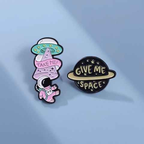 Astronaut Weltraum Emaille Brosche Pin Set Fun UFO Planet Give Me Space Take Me Beschriftung Abzeichen Für Rucksack Kleidung Unisex