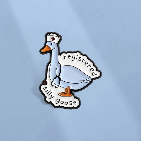 Funny Nurse Goose Enamel Pin Registered Silly Goose Brooch Zinc Alloy Cartoon Animal Badge Medical Gift For Nurse Doctor Students