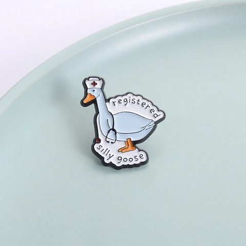 Funny Nurse Goose Enamel Pin Registered Silly Goose Brooch Zinc Alloy Cartoon Animal Badge Medical Gift For Nurse Doctor Students