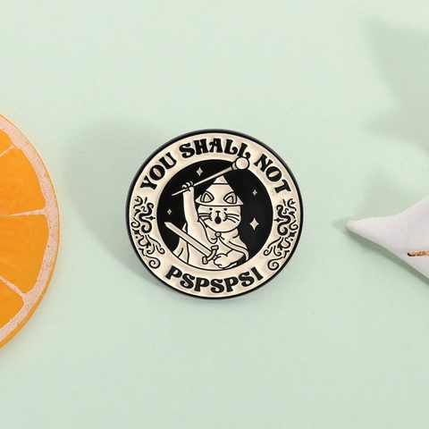Grappige Tovenaar Kat Emaille Pin You Shall Not Pspspsps Ronde Legering Brosche Cartoon Kat Tovenaar Badge Rugzak Decoratie