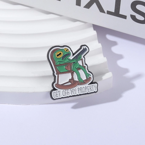 Funny Frog Sitting In Rocking Chair Holding Gun Enamel Pin Get Off My Property Slogan Alloy Brooch Badge For Clothes Gift