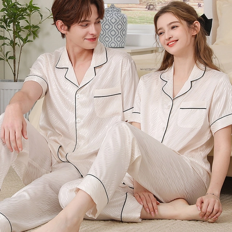 Pärchen Satin Schlafanzug Set Kurzarm Hemd Lange Hose Kontrastpaspelierung Wellenmuster Loungewear Sommer Nachtwäsche