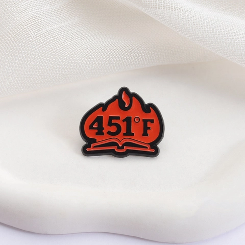 Fahrenheit 451 Literarische Emaille Anstecknadel Zinklegierung Flamme Buch Badge Für Buchliebhaber Kreative Kleidung Zubehör Brosche Schmuck Geschenk
