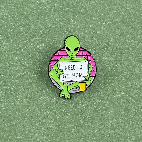 Broche de Esmalte de Alienígena de Dibujos Animados Creativo Need To Get Home Letra Insignia de Aleación de Metal para Mochila Ropa Joyería Unisex