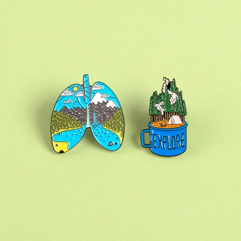 Spilla in Smalto per Campeggio all'Aperto Paesaggio Naturale Forma di Polmone e Tazza Distintivo in Lega per Decorazione Zaino Gioielli Unisex Regalo