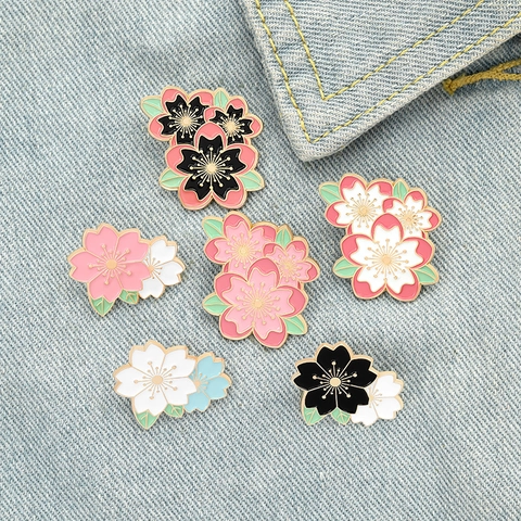 Japanischer Stil Cartoon Kirschblüte Emaille Pin Legierung Brosche Süße Sakura Blume Abzeichen Kleidung Tasche Zubehör Damen