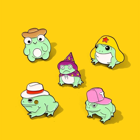 Lindo Pin de Esmalte de Rana de Dibujos Animados Broche de Aleación Insignia de Animal Divertida para Bolsos Ropa Cowboy Mago Rana Pin de Solapa Joyería Regalo