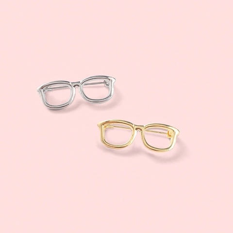 Kreative Brillenform Legierung Brosche Pin Gold Silber Plattiert Metall Abzeichen Für Uniform Schal Stilvolles Mode Schmuck Zubehör Geschenk