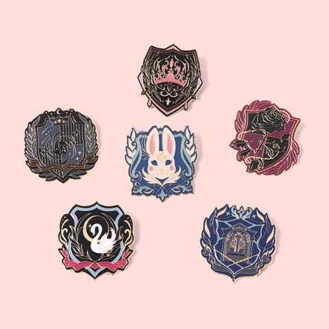 Preppy Style Enamel Shield Brooch Pin Gothic Fantasy Medal Badge For JK Uniform Swan Rose Rabbit Crown Metal Jewelry Accessory