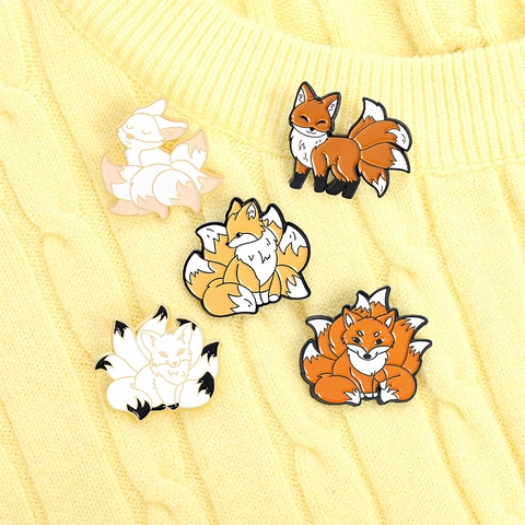 Pin de Esmalte de Zorro de Nueve Colas de Dibujos Animados Insignia de Aleación Kitsune para Mochila Ropa Decoración Joyería Regalo Unisex