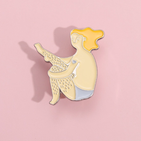 Artistic Yellow Hair Female Figure Enamel Brooch Alloy Baking Paint Cartoon Pin Badge For Women Fashion Accessories