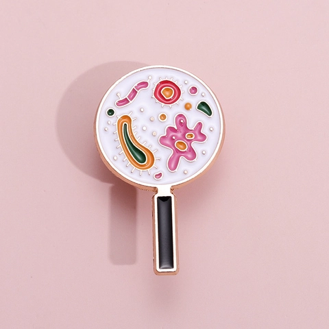 Broche en Émail Créative Loupe Bactéries Scientifiques Micro-organisme Cartoon Badge en Alliage pour Décor de Sac à Dos