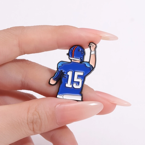 Amerikanischer Footballspieler Brosche Legierung Emaille Pin Nummer 15 Athlet Blaues Trikot Sport Abzeichen Für Rucksack Kleidung Dekoration Geschenk