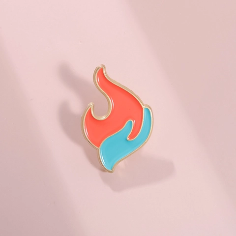 Kreative Hand Hält Flamme Emaille Brosche Pin Legierung Lack Kontrastfarbe Kleidung Rucksack Zubehör Für Damen Herren