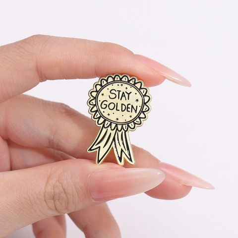 Ensemble de Broches en Émail Stay Gold Forme Créative de Médaille en Alliage de Zinc Badge pour Vêtements Sac à Dos Accessoire Individuel Décoratif