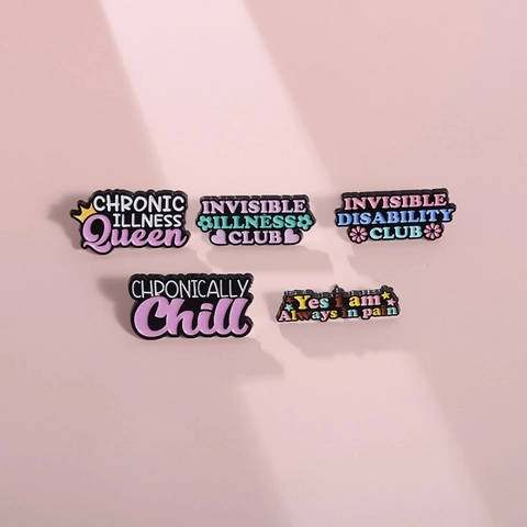 Inspirerende Emaille Broche Pin Set Chronic Illness Queen Invisible Disability Club Legering Metalen Badge Sieraden Decor