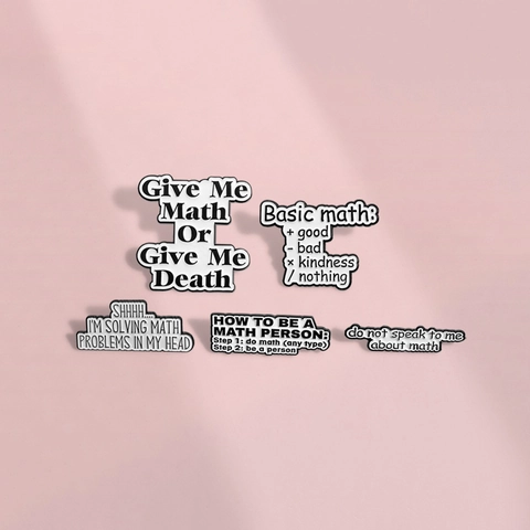 Pin de Esmalte con Eslogan Matemático Divertido Give Me Math Or Give Me Death Broche de Aleación para Estudiantes Profesores Mochila Sombrero Joyería