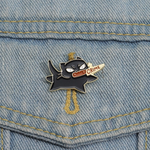 Funny Black Cat Holding Knife Enamel Pin Cartoon Animal Zinc Alloy Brooch For Unisex Clothing Bag Crime Letter Badge Jewelry