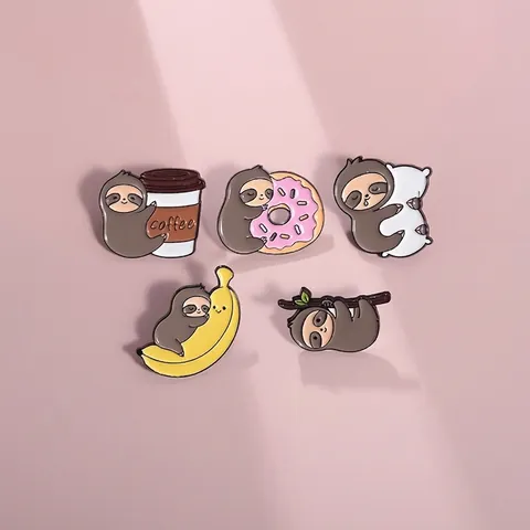 Mignonne Broche en Émail de Paresseux en Métal Badge Animal Rigolo Café Banane Beignet Paresseux Broches pour Vêtements Sac à Dos Bijoux