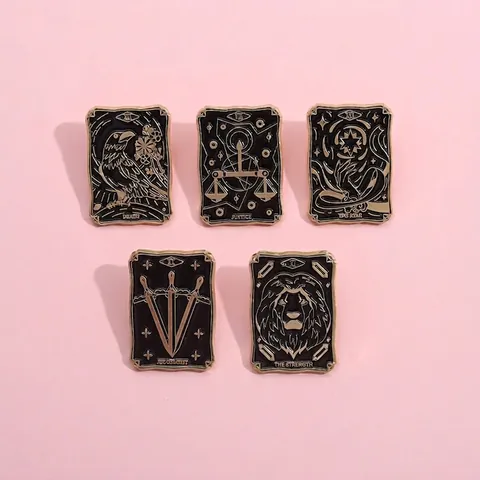 Vintage Tarotkarte Emaille Pin Metall Brosche Magier Liebende Gerechtigkeit Stern Mond Sonne Tod Kraft Schmuck Geschenk