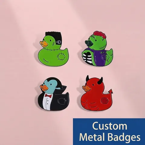 Spille Smaltate a Forma di Anatra di Halloween in Lega Vampiro Zombie Frankenstein Diavolo Divertenti Spille per Vestiti Borse