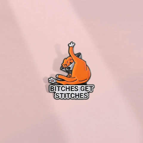 Divertido Dibujo Animado Perro Naranja Esmalte Pin Broche Con Collar Isabelino Cita Aleación Insignia Para Mochila Ropa Accesorio