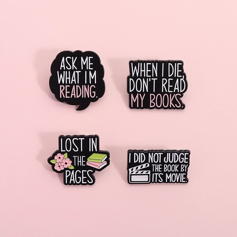 Broches en Émail avec Citations Littéraires sur la Lecture Alliage Forme de Livre et Clap de Cinéma pour Étudiants Amoureux des Livres Badge pour Vêtements et Sacs
