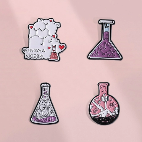 Chemistry Element Series Enamel Pins Set Formula Of Love Heart Lab Flask Alloy Brooches Personalized Science Badges For Women Men