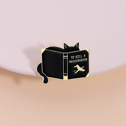 Simpatico Gatto Nero che Legge Libro Spilla in Smalto Lega Distintivo Letterario per Zaino Abbigliamento Donna Uomo Bambini
