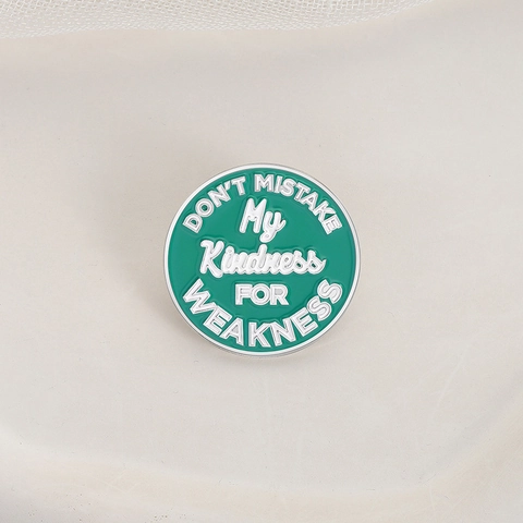 Spilla Smaltata Tonda Motivazionale Lega di Zinco Verde Distintivo Lapel Pin per Zaino Abbigliamento Accessori Gioielli