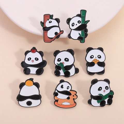 Lindo Broche de Esmalte de Panda Gigante de Dibujos Animados Aleación de Zinc Pin de Solapa para Mochila Ropa Decoración Regalo