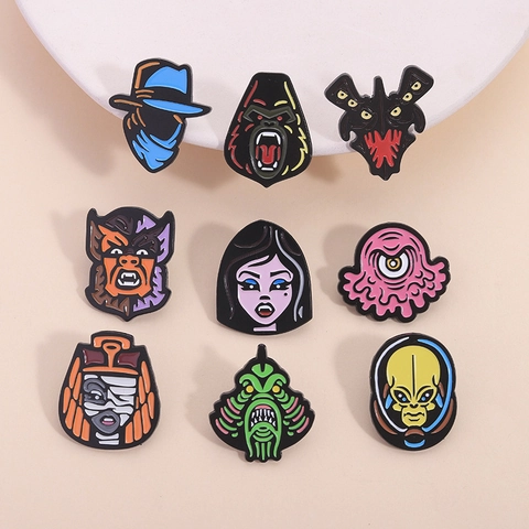 Spilla in Smalto di Lega di Zinco con Mostri di Film Horror Creativi Badge Laccati Personalizzati Accessori Halloween per Zaini