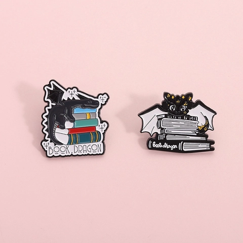 Kreative Legierung Emaille Buch Drache Brosche Pin Für Kleidung Rucksack Süße Schwarze Drache Schmuck Abzeichen Geschenk