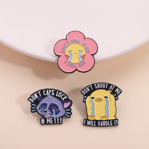 Ensemble de Broches en Émail Motif Fleur et Animal en Pleurs Alliage de Zinc Badge Slogan Anglais Humoristique pour Vêtements Sac à Dos