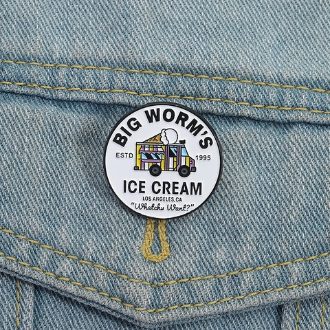 Ice Cream Truck Enamel Pin Alloy Round Brooch Big Worm Vintage Pop Culture Badge For Clothes Backpack Decor Unisex Gift