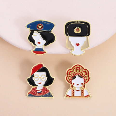 Spille a Broche in Smalto Stile Sovietico Russo Vintage in Lega di Zinco Distintivo Figura Personaggio per Abbigliamento Borsa Gioielli Regalo Donna Uomo