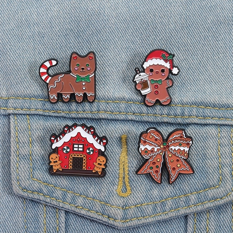 Simpatica Spilla in Smalto Omino di Pan di Zenzero di Natale Lega di Zinco Verniciata Spilla da Risvolto Omino Pan Zenzero Fiocco Gatto Gioielli