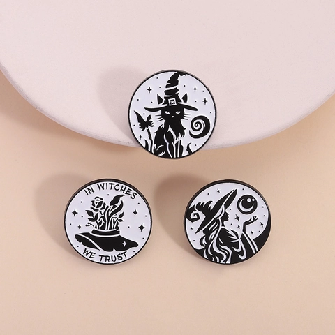 Set di Spille in Smalto Goth Strega Gatto Nero Cappello da Mago Distintivo in Lega di Zinco per Donna Regalo Mistico di Halloween