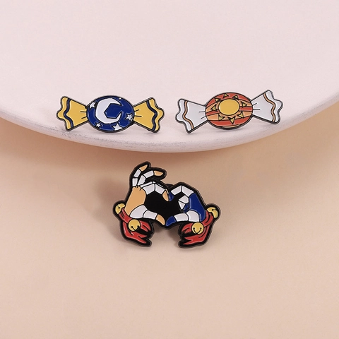 Cartoon Emaille Brosche Pin Sonne Mond Süßigkeiten Herz Geste Zinklegierung Abzeichen Zubehör Für Rucksack Kleidung Kinder Geschenk