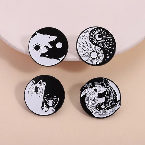 Zinc Alloy Enamel Pin Badge Yin Yang Tai Chi Wolf Cat Koi Sun Moon Style Happy Easter Rabbit Ear Brooch Jewelry For Women Men
