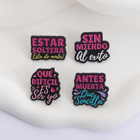 Spanish Quote Enamel Pin Alloy Brooch Personalized Text Badge Fashion Denim Pin Jewelry Accessory For Bags Clothing Unisex