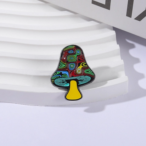 Spilla in Smalto a Forma di Fungo Psichedelico Motivo a Vortice Colorato in Lega di Zinco per Zaino Vestiti Gioielli Unisex
