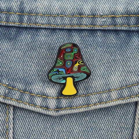 Pin de Esmalte de Seta Psicodélica Aleación de Zinc Insignia de Dibujos Animados Broche con Patrón de Espiral de Colores