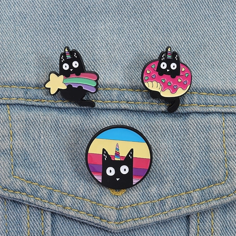 Creativa Spilla in Smalto Gatto Nero Stella Cadente Arcobaleno Lega di Zinco Distintivo Animale Cartone per Decorazione Abbigliamento Unisex
