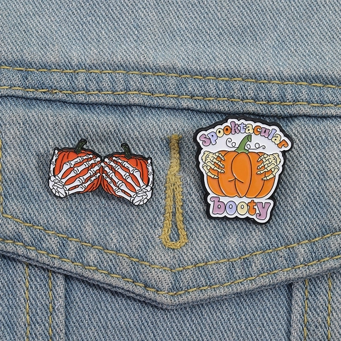 Halloween Pompoen Brosche Skelet Handen Zinklegering Emaille Pin Spooktacular Booty Grappige Badge Sieraden Cadeau Voor Feest Feestelijke Accessoires