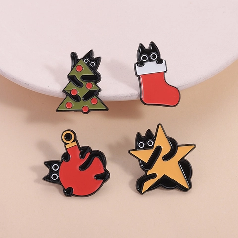 Ensemble de Pins en Émail Chat Noir de Noël Dessin Animé Sapin Étoile Chaussette Badge Broche en Métal pour Décoration de Sac à Dos